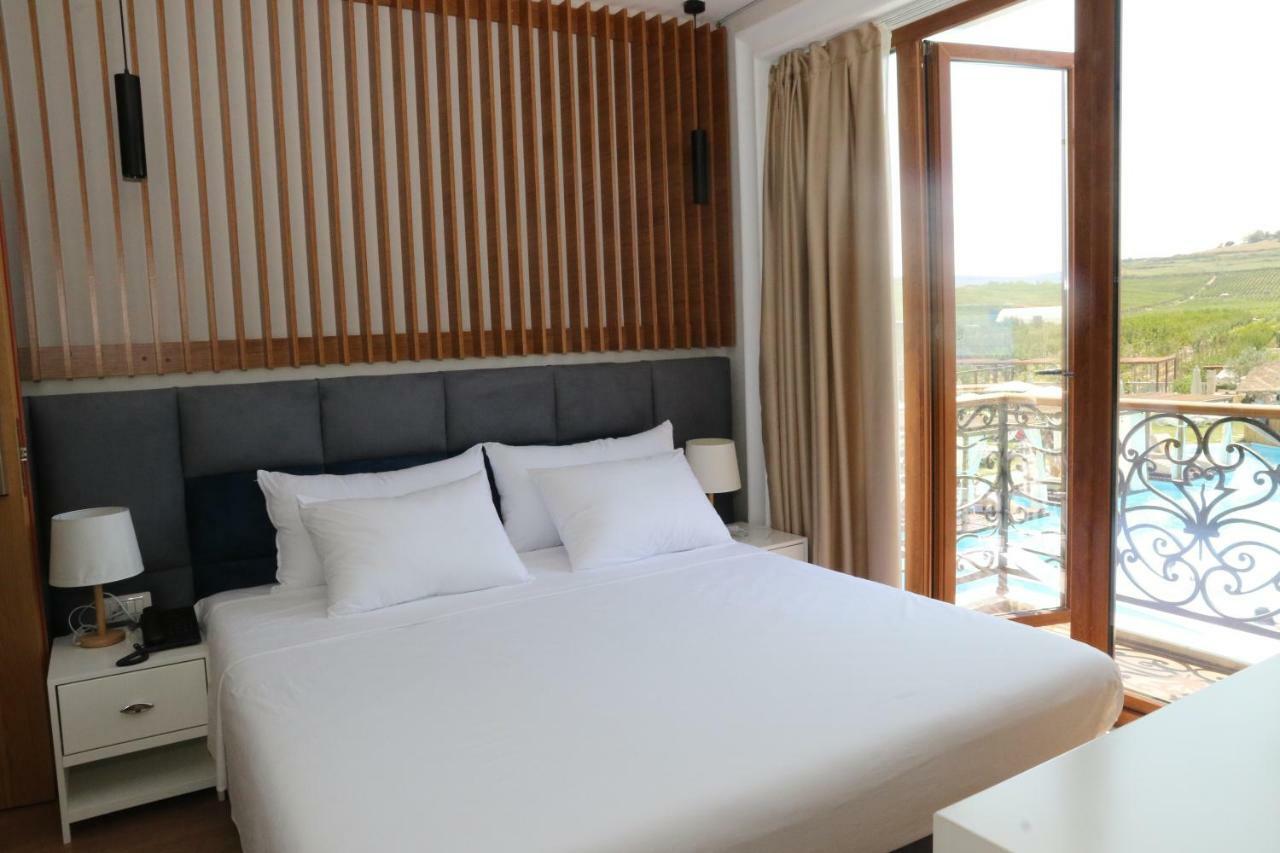 Vinea Resort Durrës Eksteriør billede