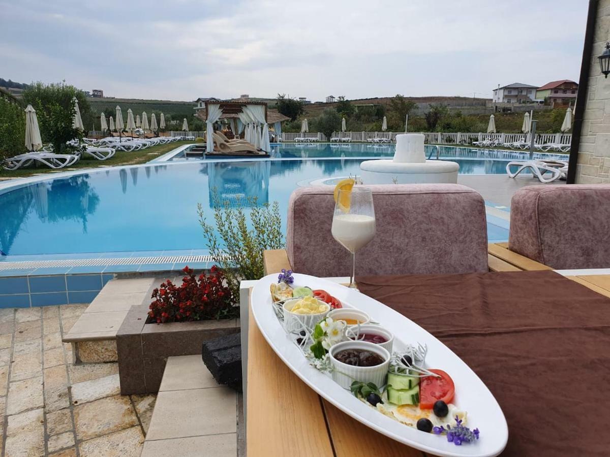 Vinea Resort Durrës Eksteriør billede